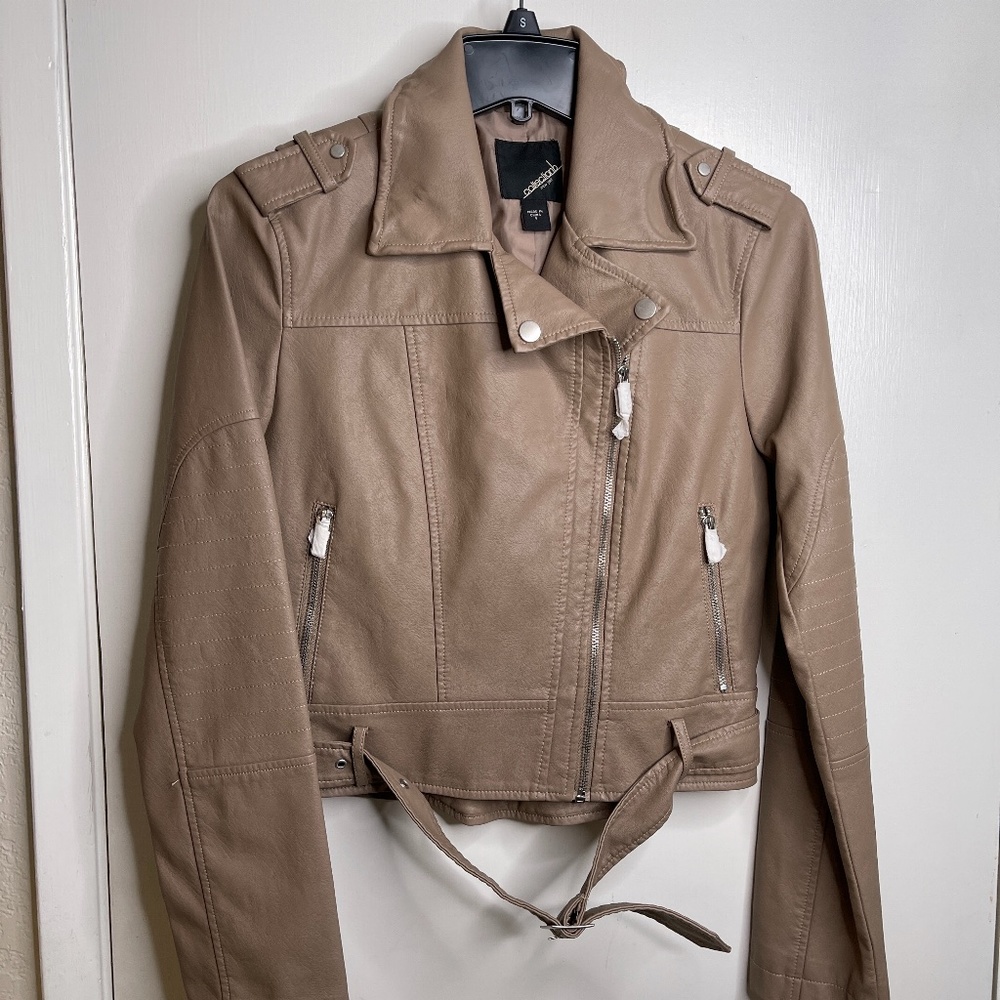 Collection B Juniors' Faux Leather Belted Moto Jac